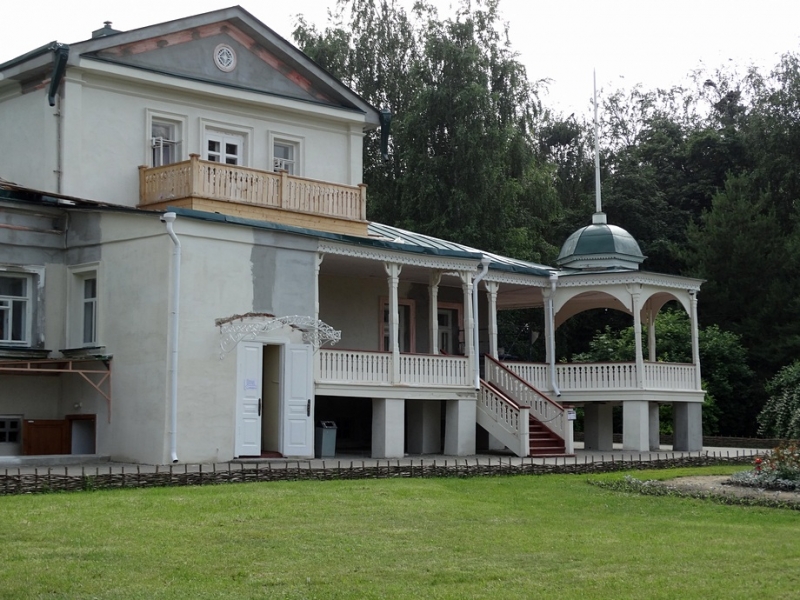 Рязанские дали. У памятника Сергею Есенину