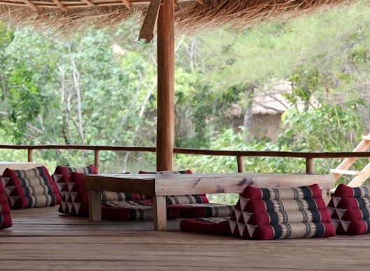 Где в Бангкоке купить треугольные подушки/лежанки