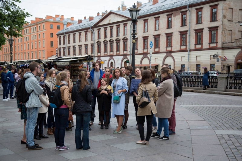 В Питере жить