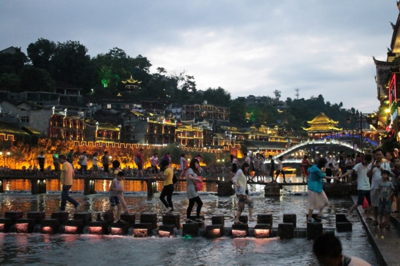 Август 2015. Пекин-Гуйлинь-Яншо-Фенхуань-Чжанцзяцзе-Хуашань-Сиань-Чжанье(Полосатые горы)