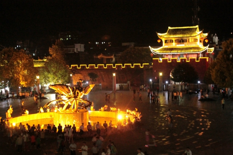 Август 2015. Пекин-Гуйлинь-Яншо-Фенхуань-Чжанцзяцзе-Хуашань-Сиань-Чжанье(Полосатые горы)