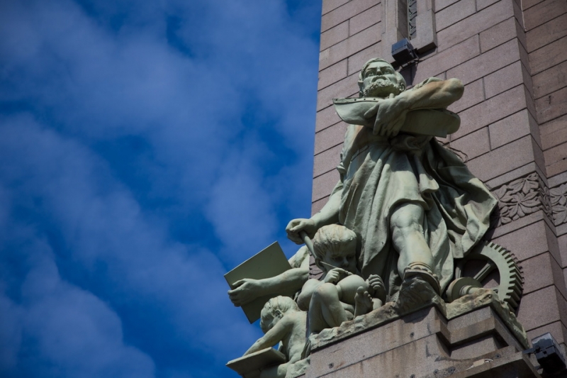 В Питере жить