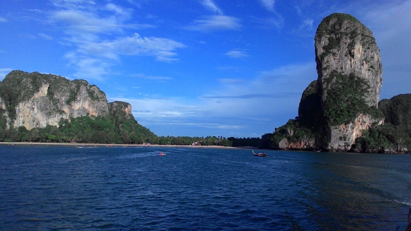 В Крыму-блекаут,у нас-Тай. Или удачно запланированное путешествие 2015(Пхукет,Пи-Пи,Краби)