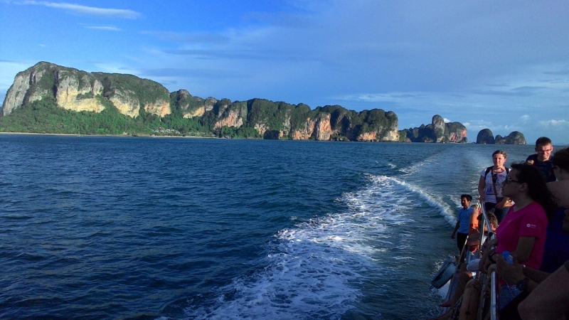 В Крыму-блекаут,у нас-Тай. Или удачно запланированное путешествие 2015(Пхукет,Пи-Пи,Краби)