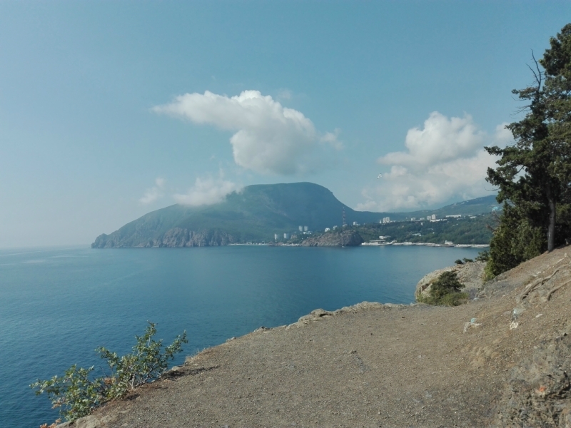 Утёс и Алушта. Субъективно.