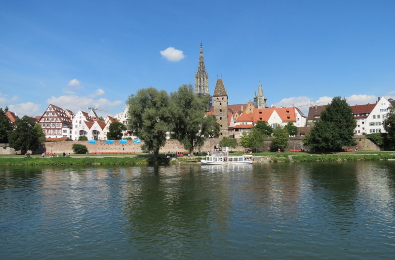 Мудрый воробей, недремлющий лев и букет для Санта-Клауса (Ульм - Линдау - остров Майнау)