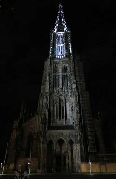 Мудрый воробей, недремлющий лев и букет для Санта-Клауса (Ульм - Линдау - остров Майнау)