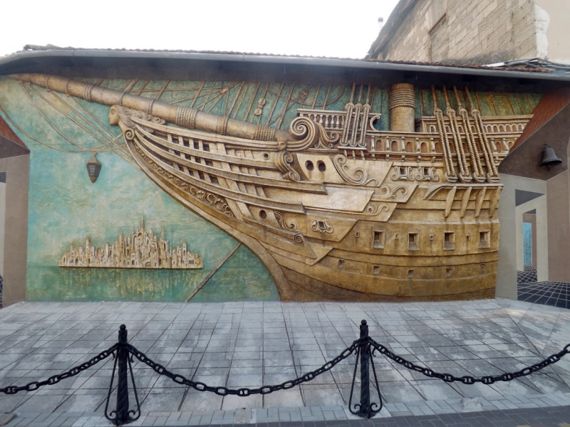 Крым в июле-августе 2016. Феодосия, Севастополь (день ВМФ), Бахчисарай, Евпатория.