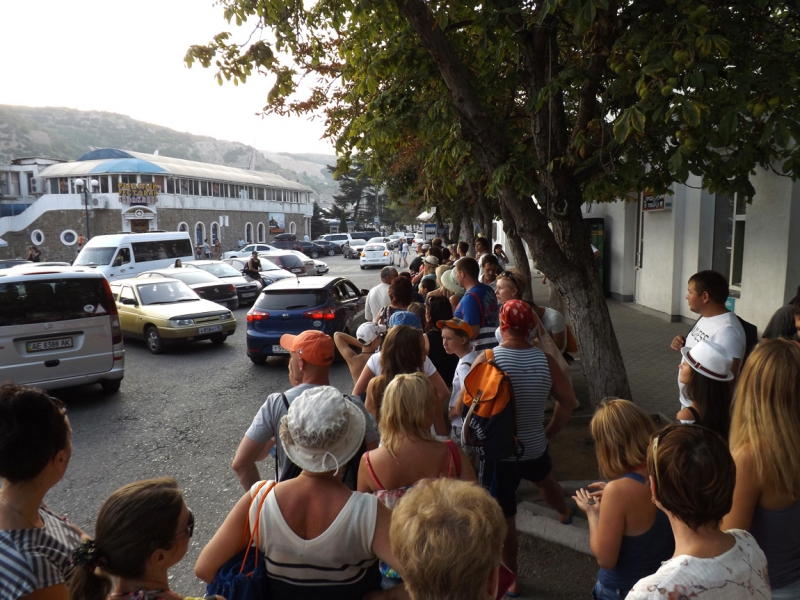 Крым в июле-августе 2016. Феодосия, Севастополь (день ВМФ), Бахчисарай, Евпатория.