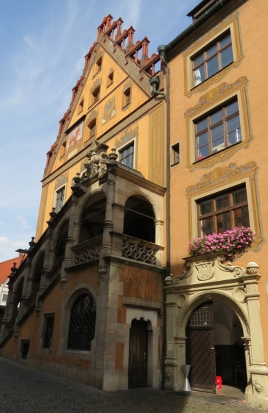 Мудрый воробей, недремлющий лев и букет для Санта-Клауса (Ульм - Линдау - остров Майнау)