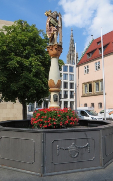 Мудрый воробей, недремлющий лев и букет для Санта-Клауса (Ульм - Линдау - остров Майнау)