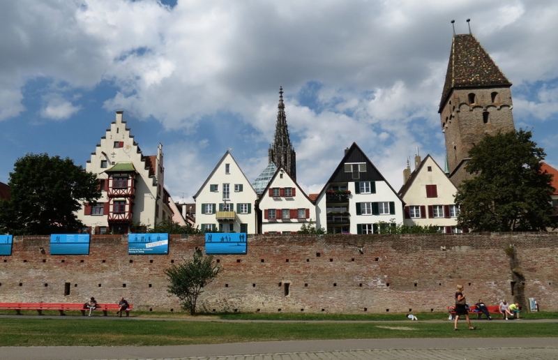 Мудрый воробей, недремлющий лев и букет для Санта-Клауса (Ульм - Линдау - остров Майнау)