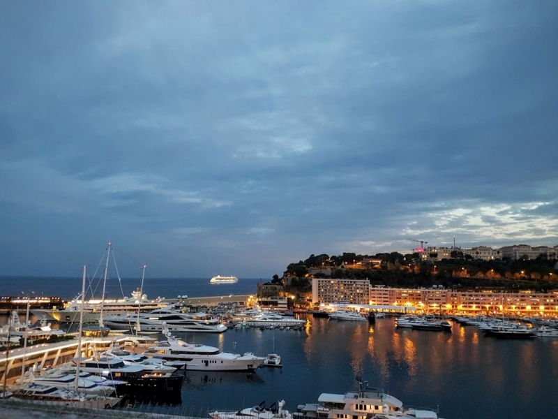 Лазурный берег в октябре