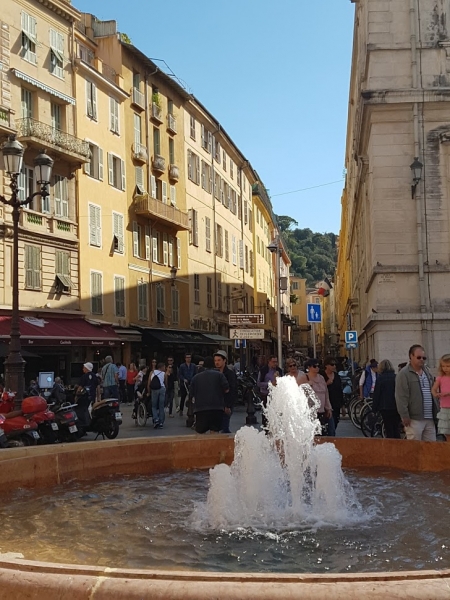 Лазурный берег в октябре