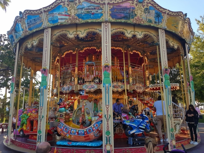 Лазурный берег в октябре