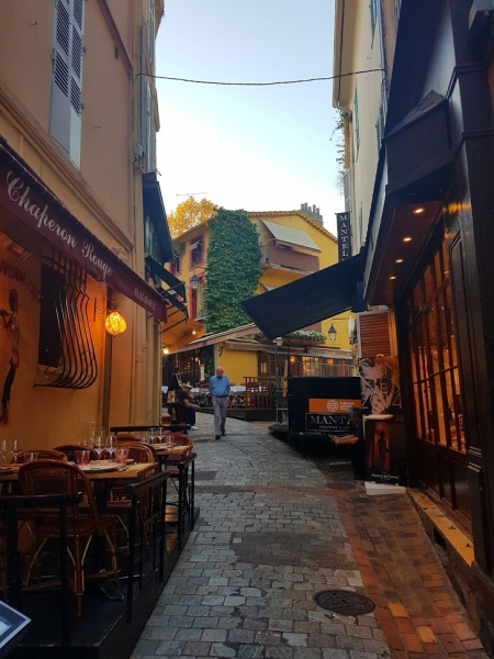 Лазурный берег в октябре