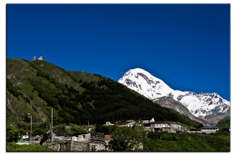 Здесь всё можно - это же Грузия! На авто по основным местам страны. Июнь 2016.