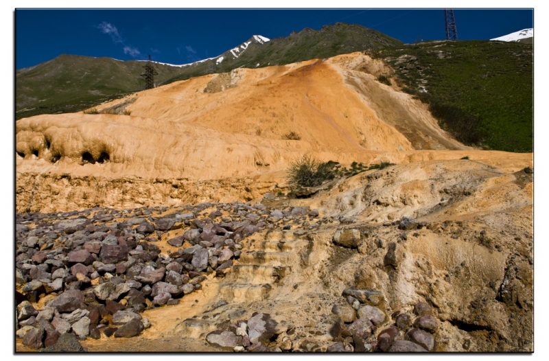 Здесь всё можно - это же Грузия! На авто по основным местам страны. Июнь 2016.