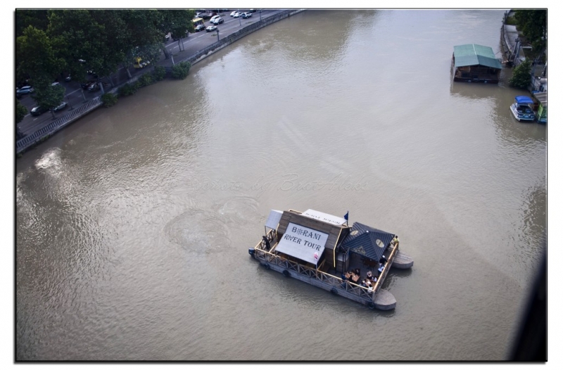 Здесь всё можно - это же Грузия! На авто по основным местам страны. Июнь 2016.
