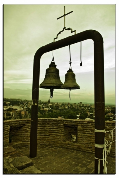 Здесь всё можно - это же Грузия! На авто по основным местам страны. Июнь 2016.