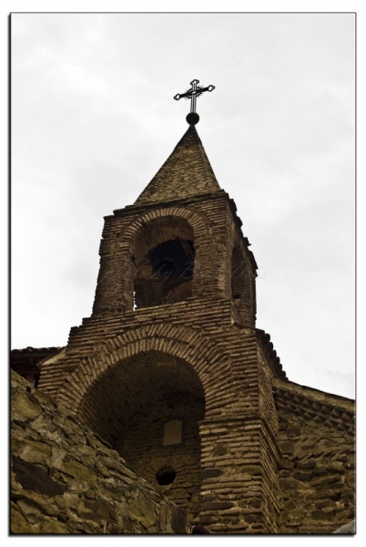 Здесь всё можно - это же Грузия! На авто по основным местам страны. Июнь 2016.