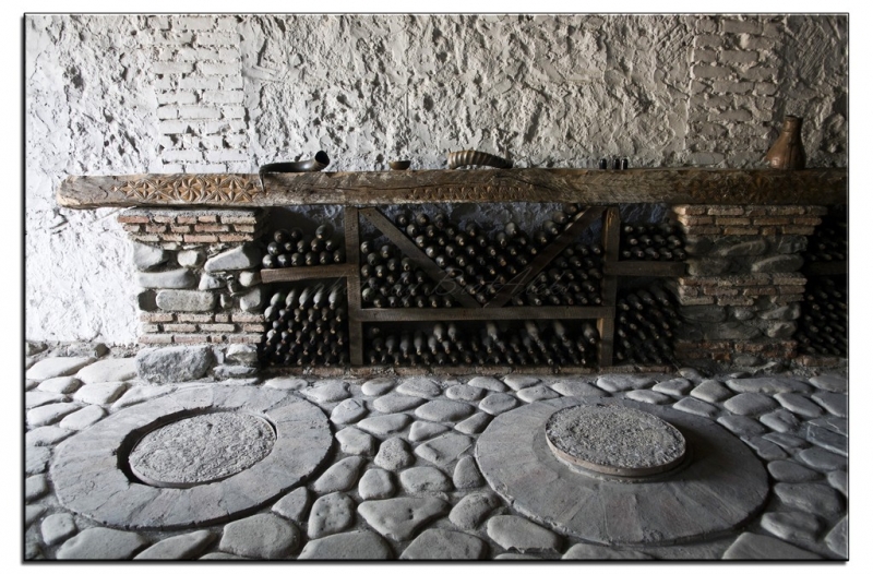 Здесь всё можно - это же Грузия! На авто по основным местам страны. Июнь 2016.