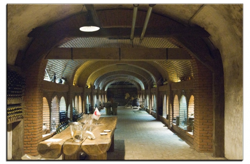 Здесь всё можно - это же Грузия! На авто по основным местам страны. Июнь 2016.