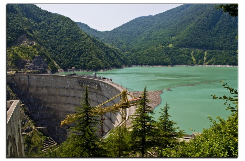 Здесь всё можно - это же Грузия! На авто по основным местам страны. Июнь 2016.
