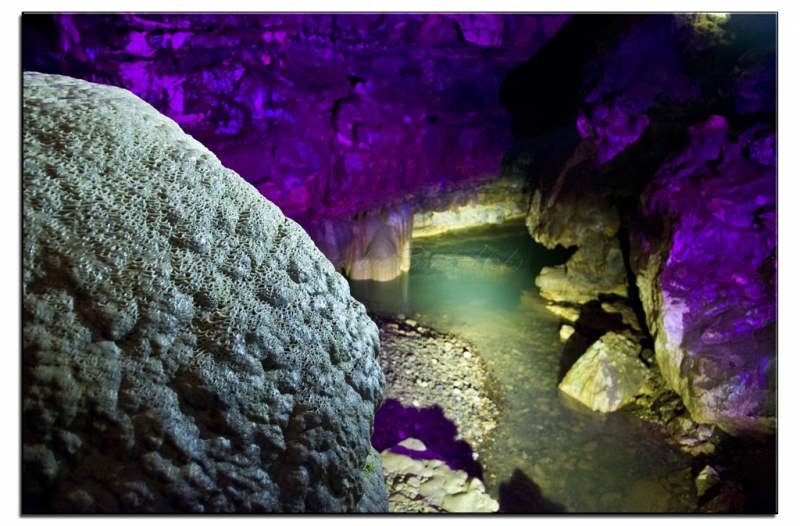 Здесь всё можно - это же Грузия! На авто по основным местам страны. Июнь 2016.