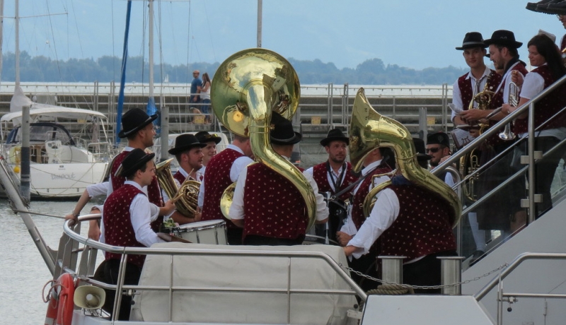 Мудрый воробей, недремлющий лев и букет для Санта-Клауса (Ульм - Линдау - остров Майнау)