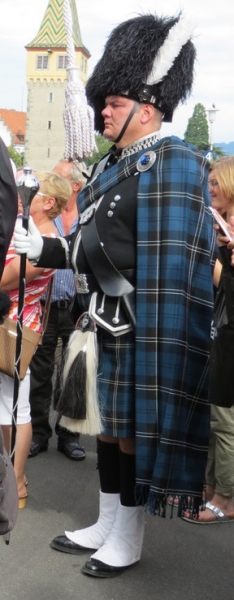 Мудрый воробей, недремлющий лев и букет для Санта-Клауса (Ульм - Линдау - остров Майнау)