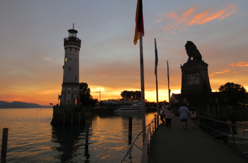 Мудрый воробей, недремлющий лев и букет для Санта-Клауса (Ульм - Линдау - остров Майнау)