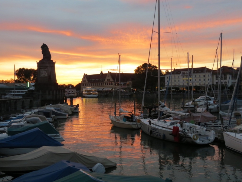 Мудрый воробей, недремлющий лев и букет для Санта-Клауса (Ульм - Линдау - остров Майнау)