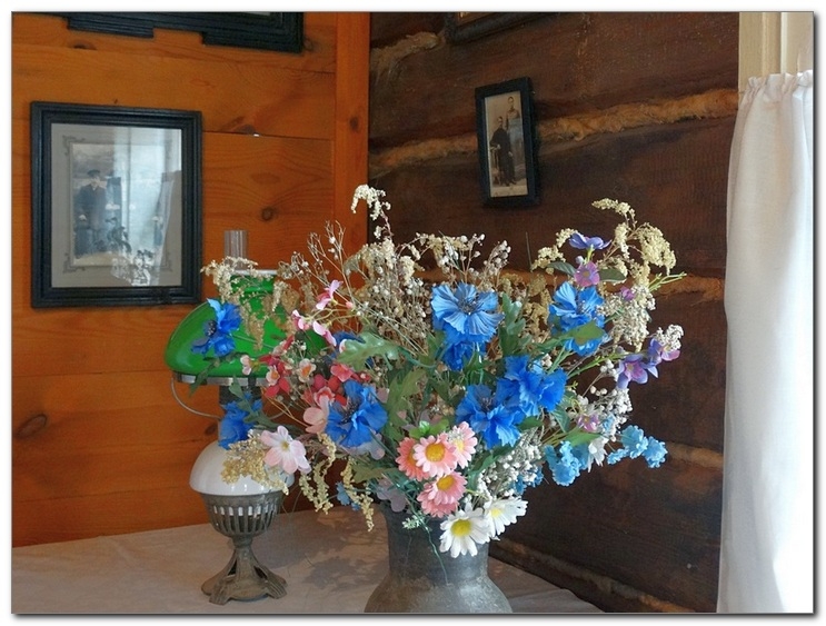1021