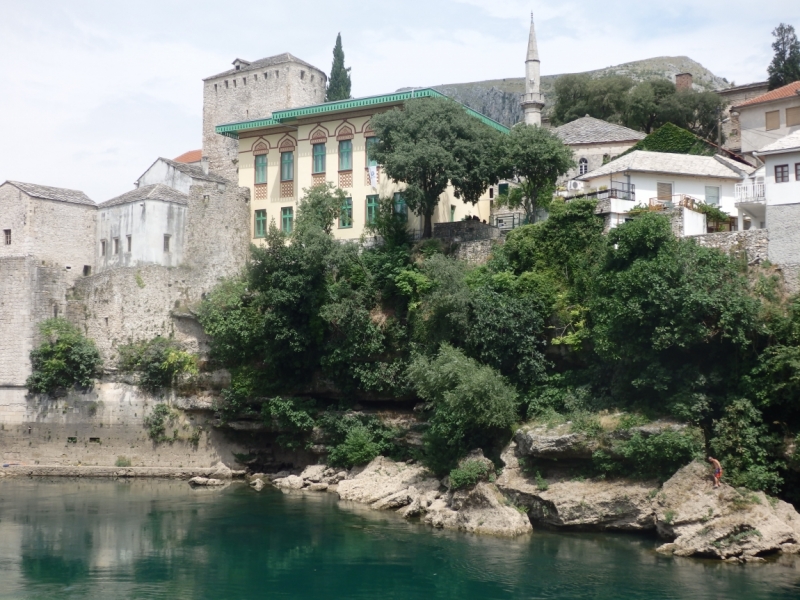 Неделя в Черногории в сезон с выездными экскурсиями в Албанию и Боснию.