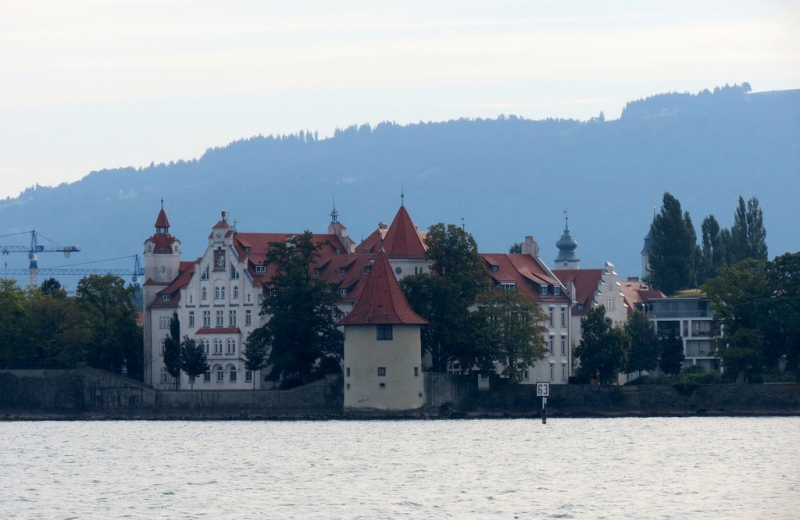 Мудрый воробей, недремлющий лев и букет для Санта-Клауса (Ульм - Линдау - остров Майнау)