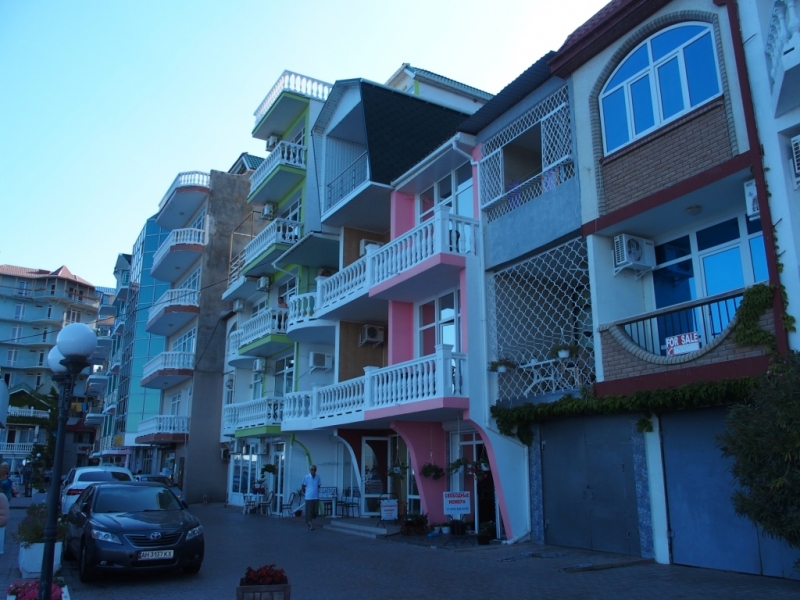 Лучами солнца избалован…  Крым. сентябрь 2016