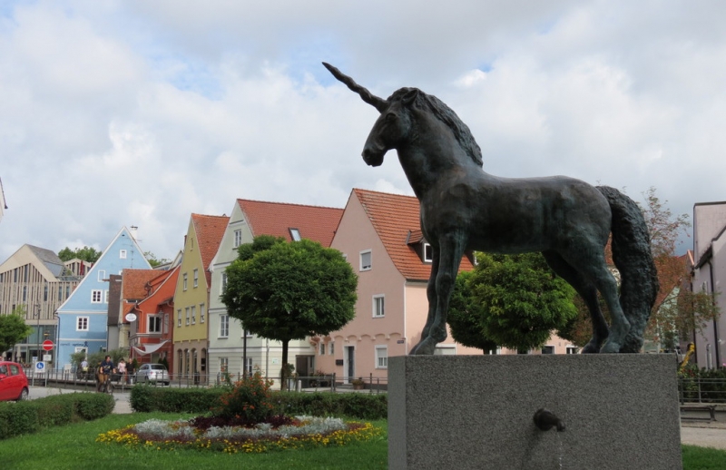 Мудрый воробей, недремлющий лев и букет для Санта-Клауса (Ульм - Линдау - остров Майнау)