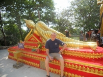 Прилегший Будда