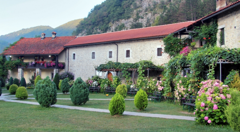 В Хорватию и Черногорию из Москвы на три недели с детьми, 2016