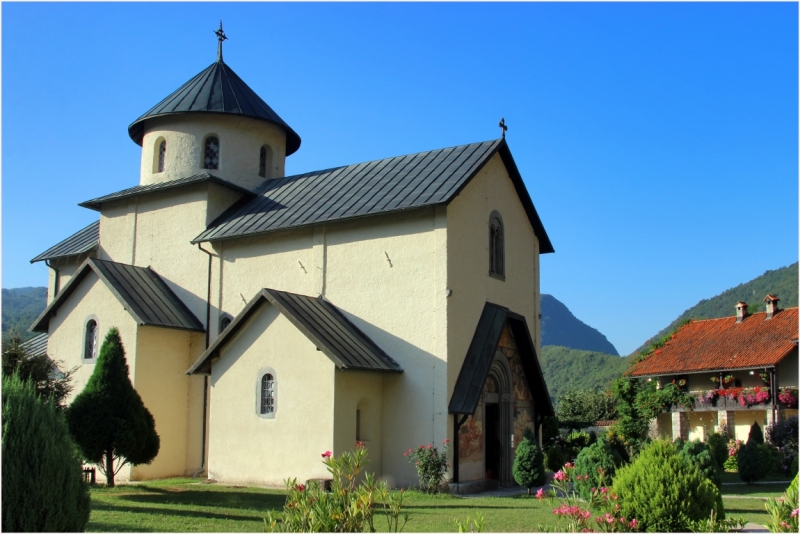В Хорватию и Черногорию из Москвы на три недели с детьми, 2016