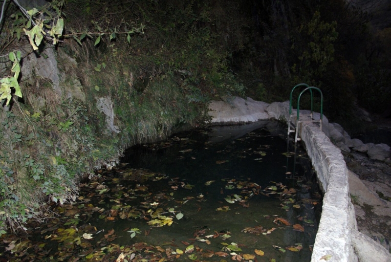 Армения на ноябрьские: монастыри, заснеженные вершины и цветение крокусов