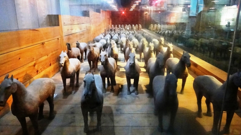 Гробница Янлин императора Цзин-Ди (Hanyangling Tomb of Emperor Jingdi ) Гробница Янлин императора Цзин-Ди (Hanyangling Tomb of Emperor Jingdi )