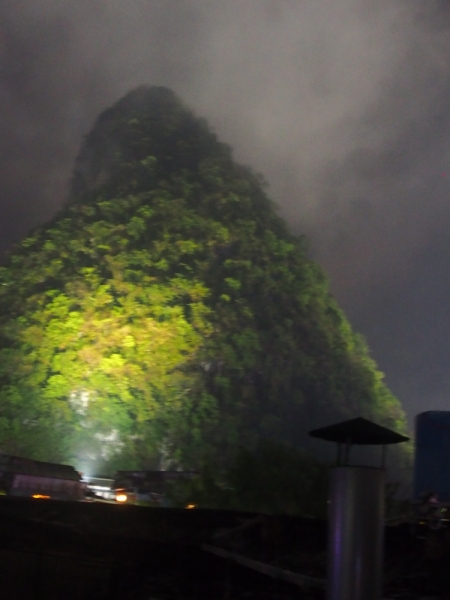 Галопом по Китаю. Гуанчжоу-Гулинь-Яншо-Гуйлинь-Чжандзанце-Гуанчжоу за 8 дней.