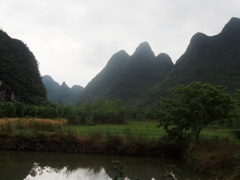 Галопом по Китаю. Гуанчжоу-Гулинь-Яншо-Гуйлинь-Чжандзанце-Гуанчжоу за 8 дней.