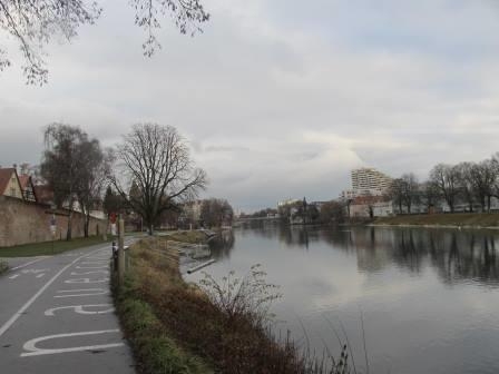 Зимний Альгой и окрестности (Мемминген, Ульм, Диллинген), без машины. Декабрь 2016.