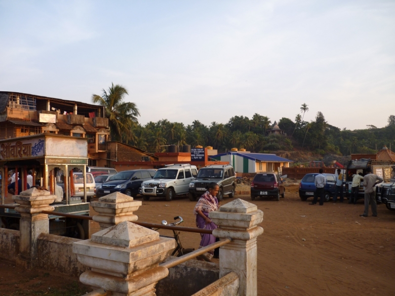 Бабуся, Динамо и излишества всякие нехорошие.