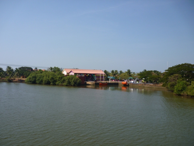 Бабуся, Динамо и излишества всякие нехорошие.