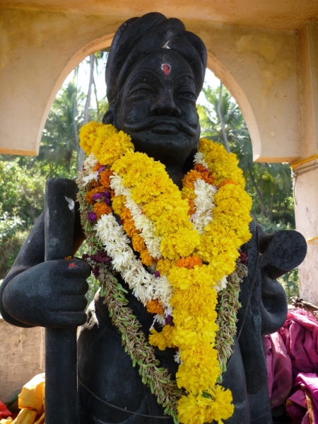 Бабуся, Динамо и излишества всякие нехорошие.