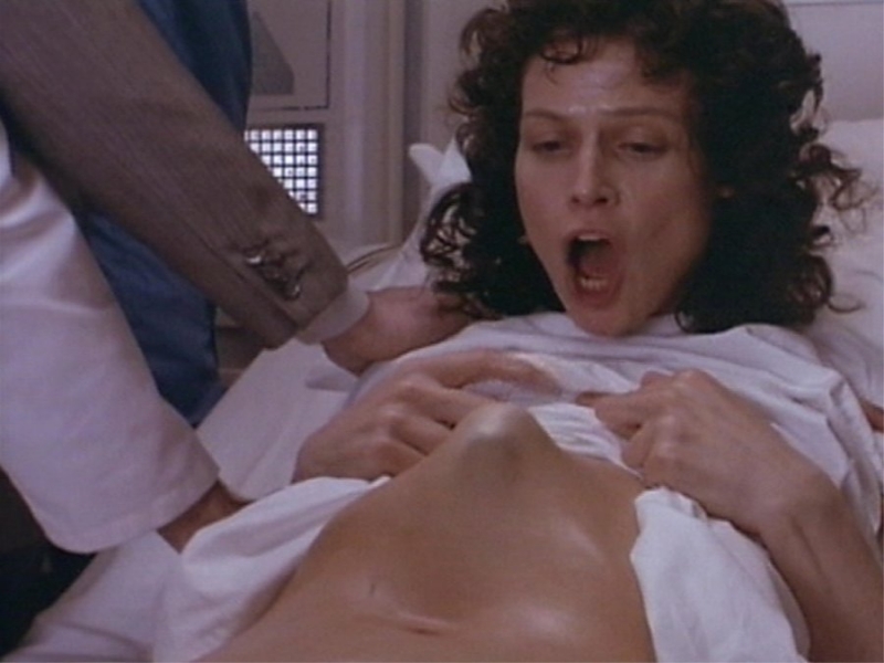 Бабуся, Динамо и излишества всякие нехорошие.